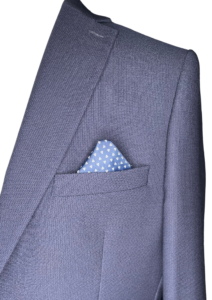costume bleu caviar